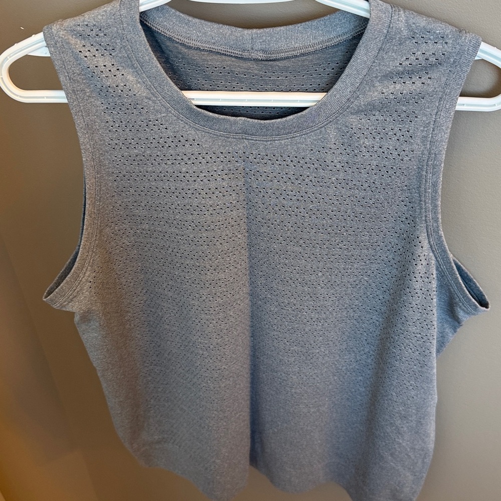 Lululemon Breeze By Muscle Tank Top - Sz 10